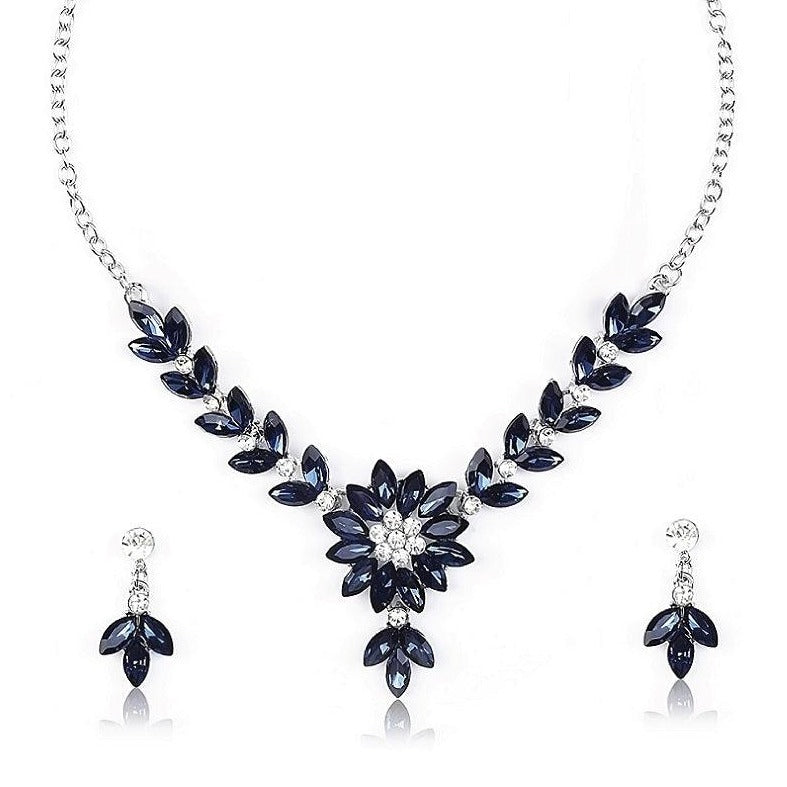 Vintage Luxury Flower Crystal Necklace Set For Women